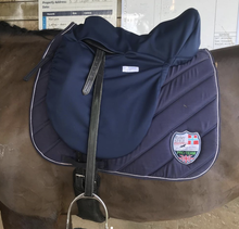 Load image into Gallery viewer, Softshell Saddle Cover - Waterproof
